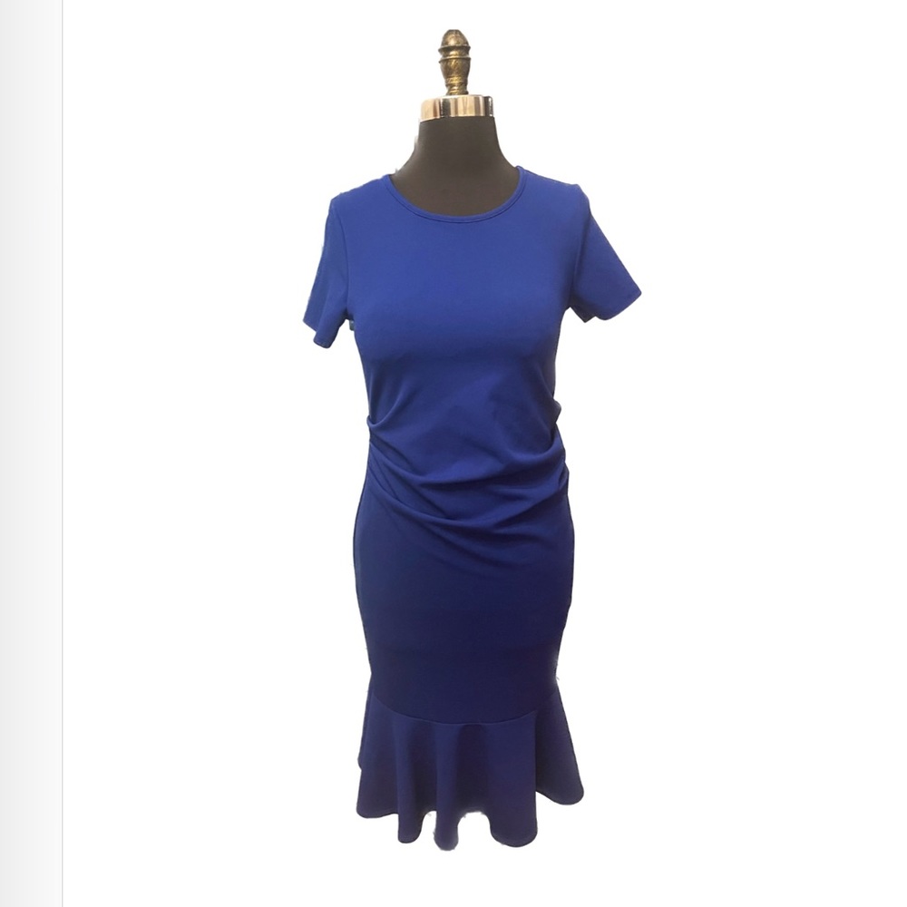 Blue slim fit ruffled pregnancy dress with scoop neck and short sleeves.